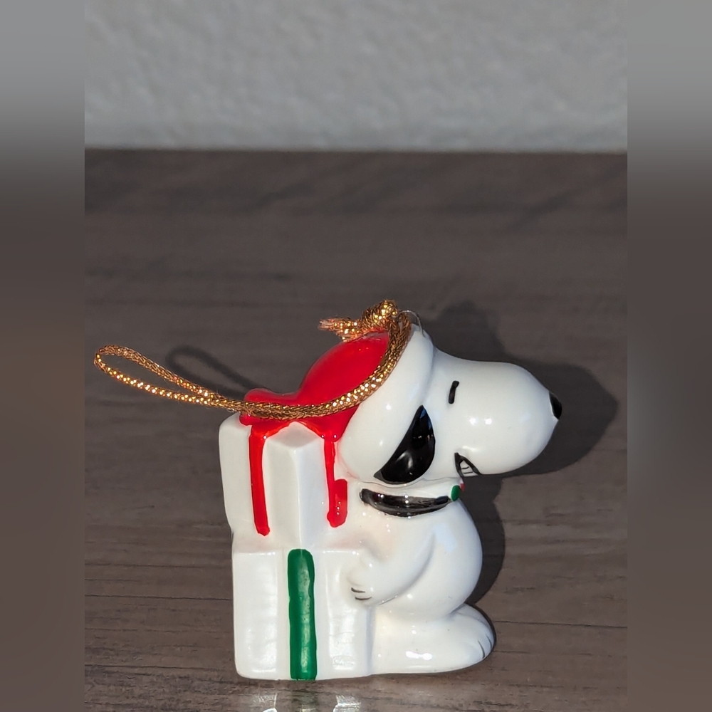 Snoopy Smiling Vintage Ornament